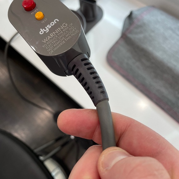 Dyson with Attachments- - Picture 6 of 7